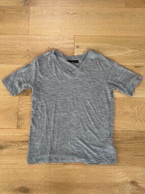 旅 TABI Tech Lite Short Sleeve V Icebreaker
